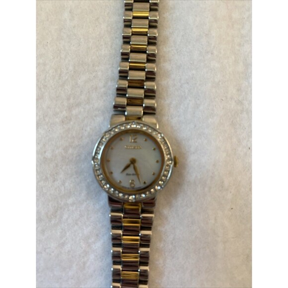 CITIZEN Two Toned ECO DRIVE NEW BATTERY B023 06503 Watch Resist Diamond Line - Picture 3 of 9